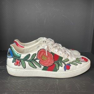 Gucci Ace Patchwork floral 38. Great gently used condition.